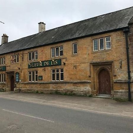 Chiselborough The Fleur-De-Lis Hotel מראה חיצוני תמונה